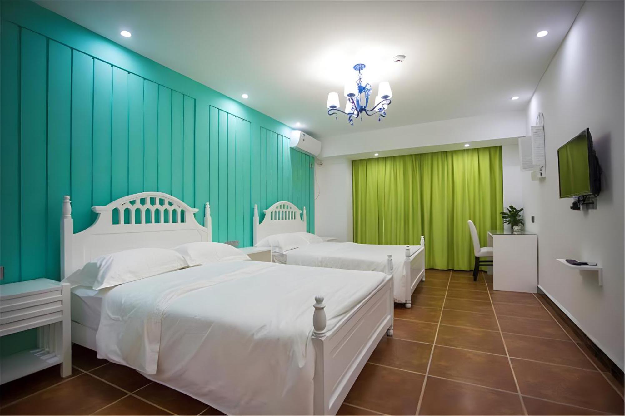 Zhangjiajie Cat Theme Inn Exterior photo
