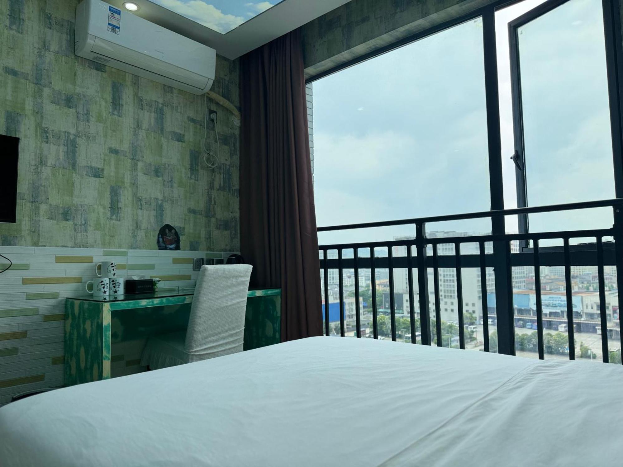Zhangjiajie Cat Theme Inn Exterior photo