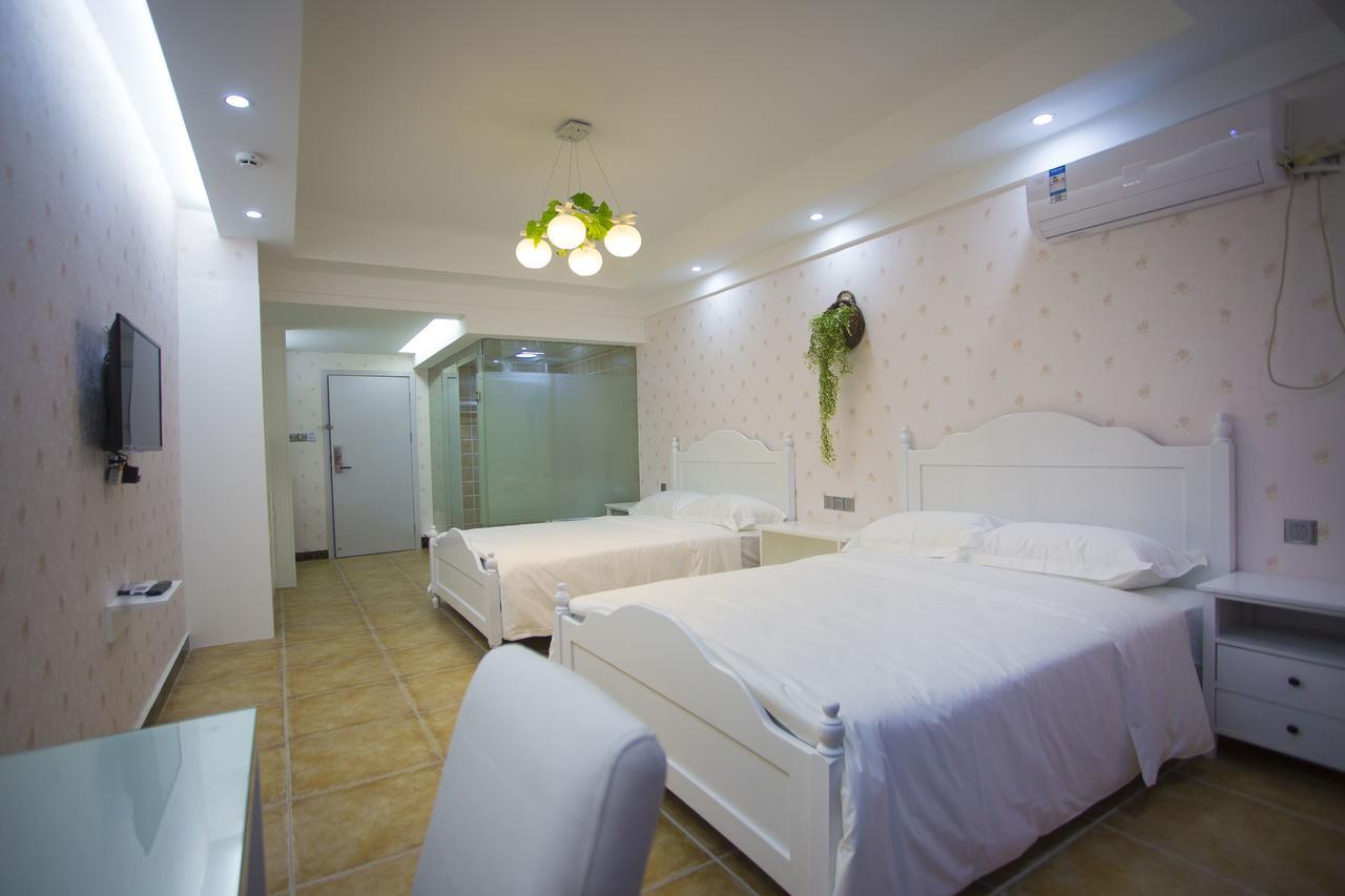 Zhangjiajie Cat Theme Inn Exterior photo